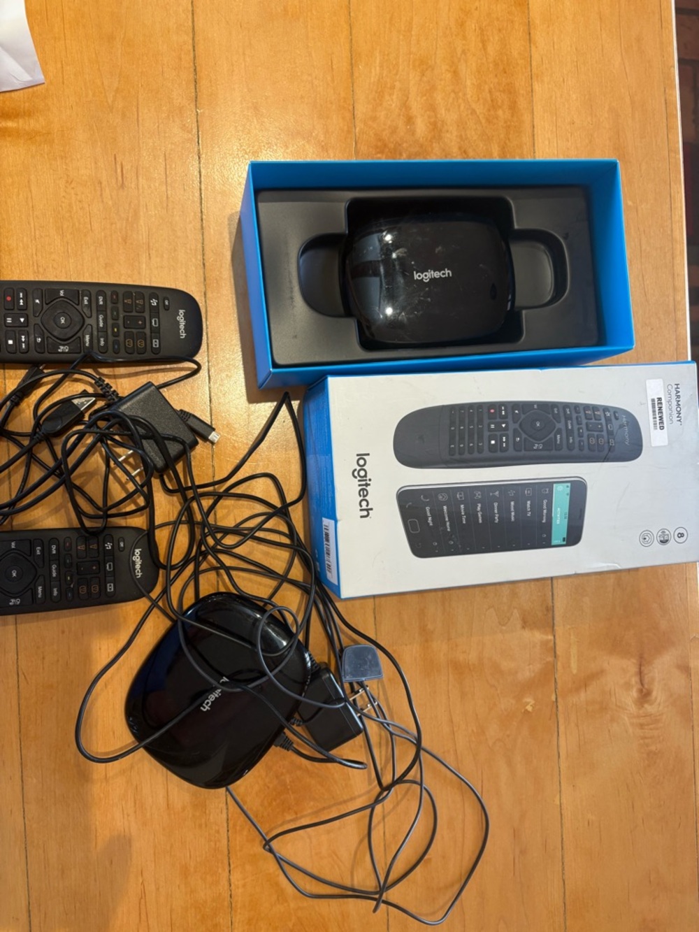 Logitech Remote (universal, programmable) - Picture 3 of 3